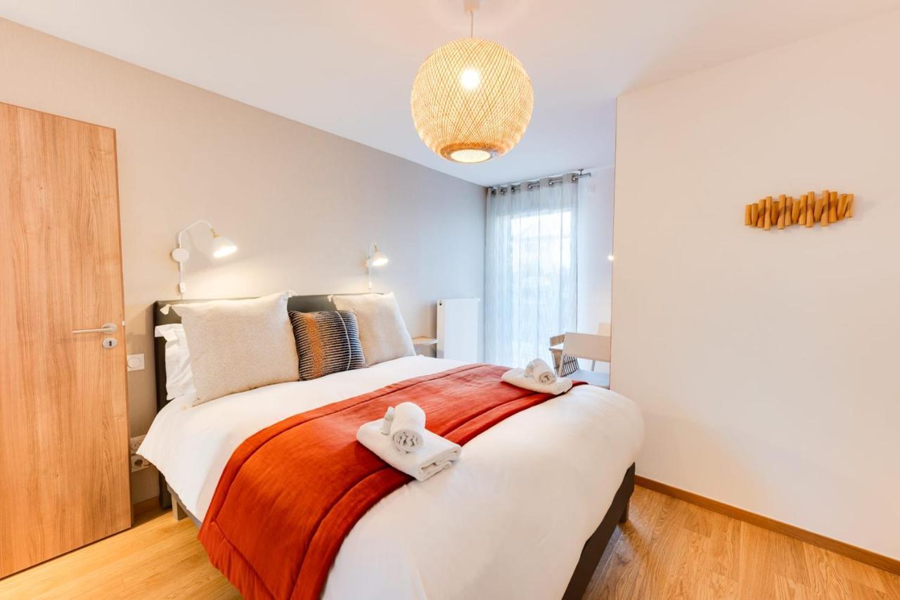Le Reposoir - New 2 Bedroom Apartment With Terrace & Garage Аннесі Екстер'єр фото