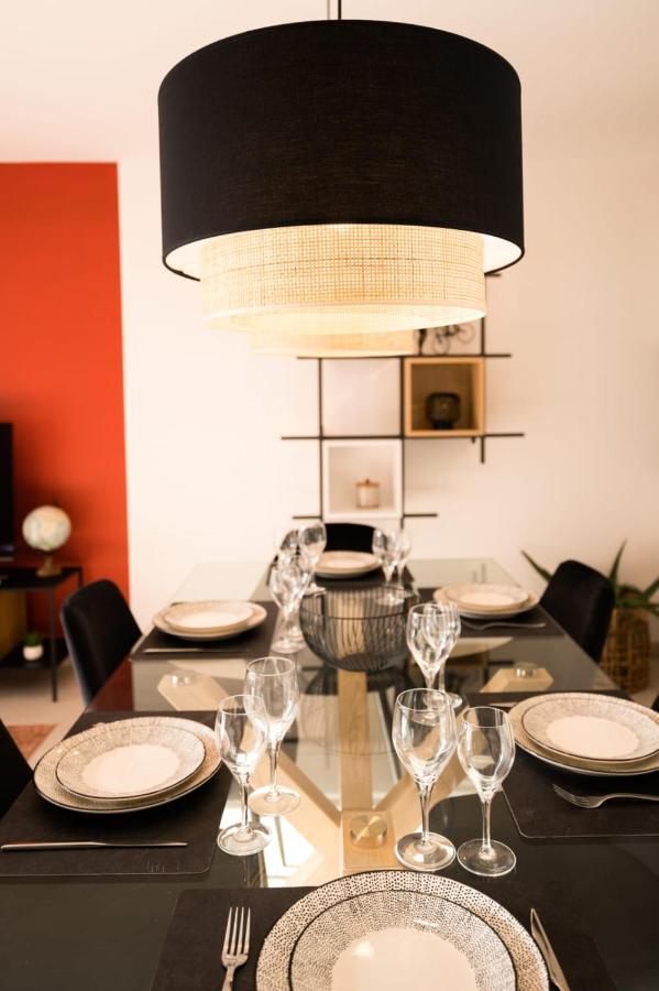 Le Reposoir - New 2 Bedroom Apartment With Terrace & Garage Аннесі Екстер'єр фото